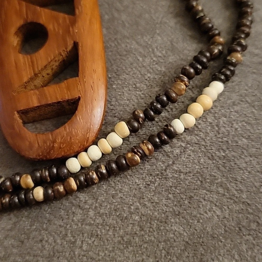 Vtg Long Wood Carved Ethnic Pendant Horn Beaded Lavalier Hippie Necklace